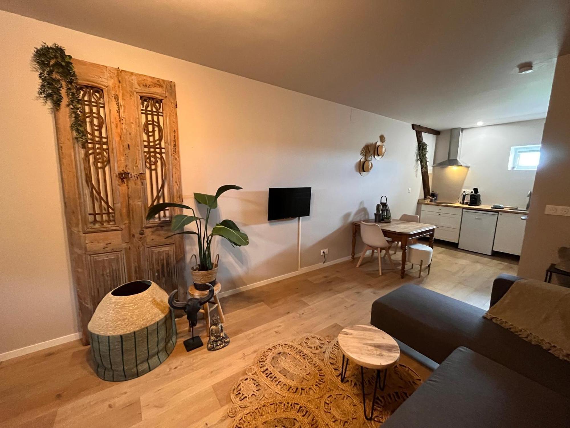 Gite "Ibiza" Chamblet Exteriör bild