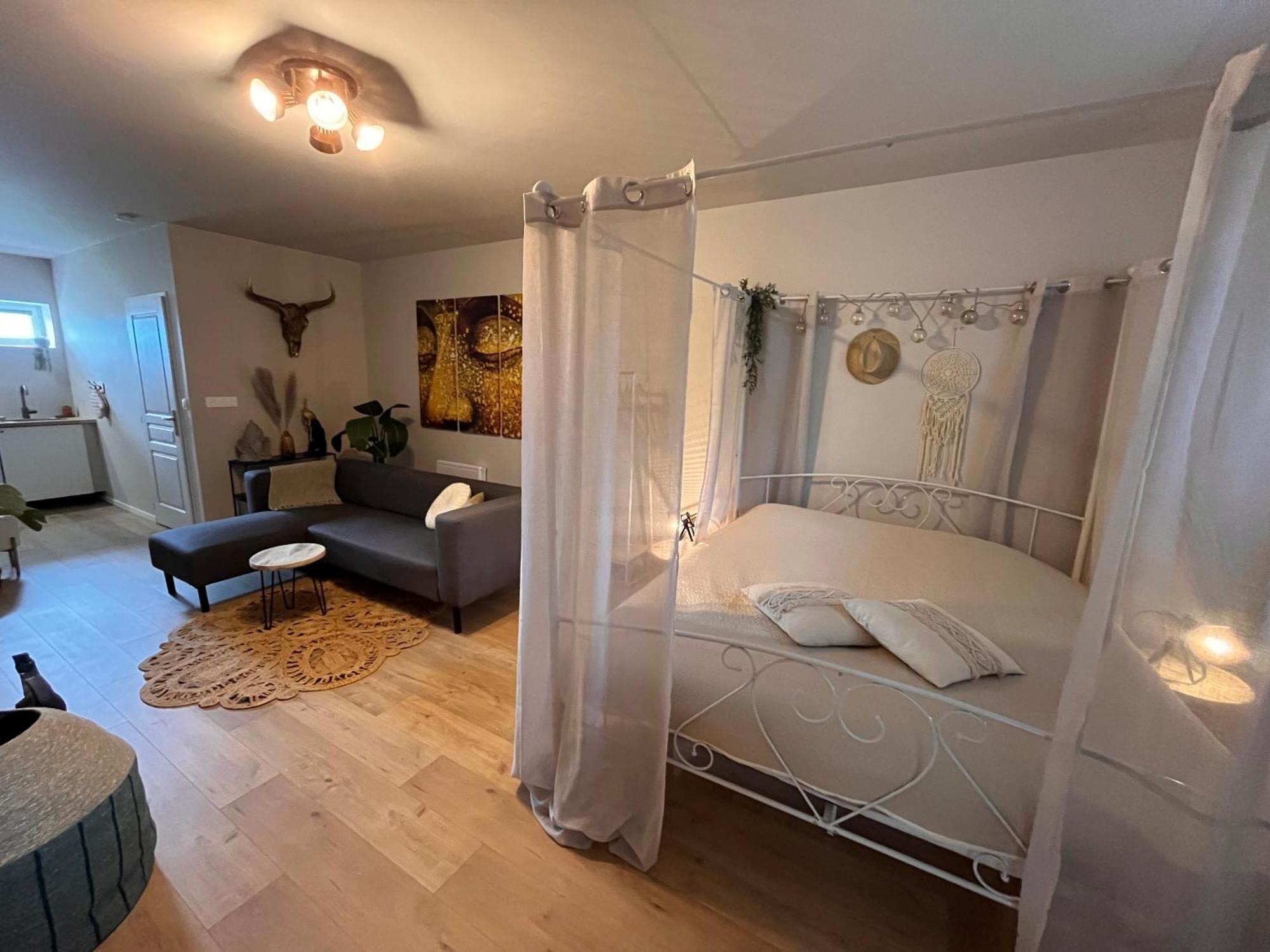 Gite "Ibiza" Chamblet Exteriör bild